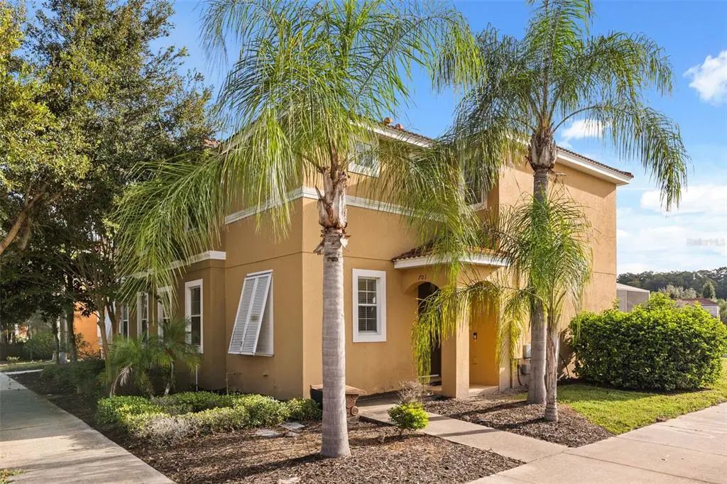 701 Las Fuentes Drive, KISSIMMEE
