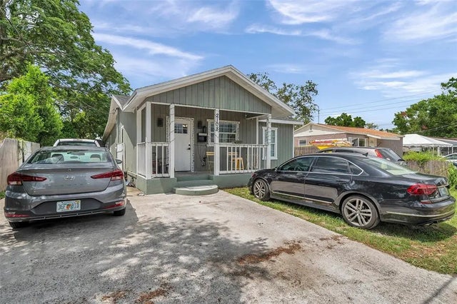 2108 E Linebaugh Avenue, TAMPA
