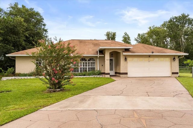 929 Louvre Court, KISSIMMEE
