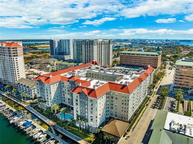 700 S Harbour Island Boulevard 143, TAMPA