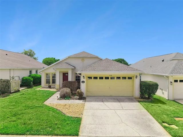 228 Troon Circle, DAVENPORT