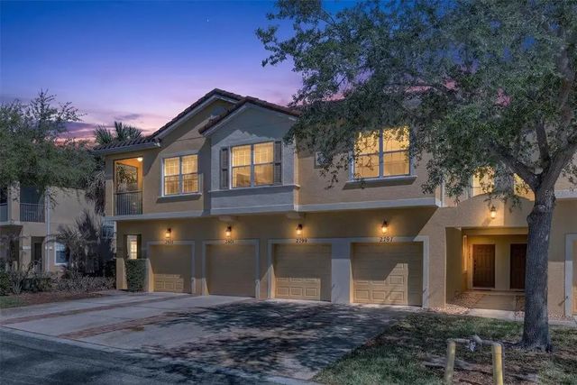 2801 Oakwater Drive 2801, KISSIMMEE