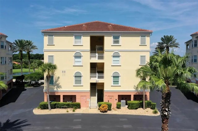 55 Ocean Crest Way 911, PALM COAST