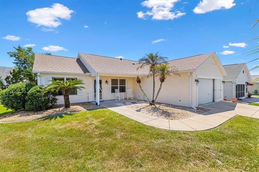 1910 Augustine Drive, THE VILLAGES