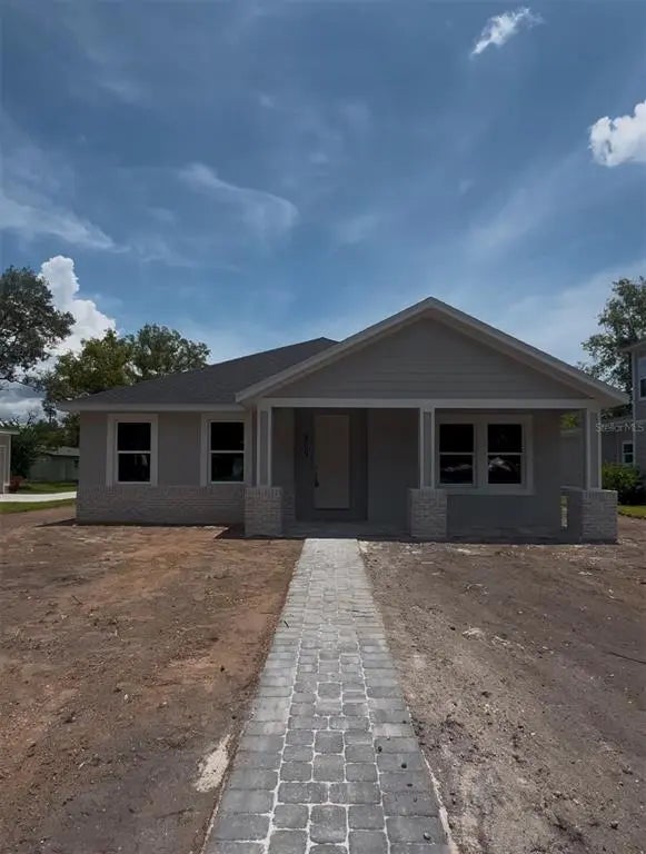 809 S Locust Avenue, SANFORD