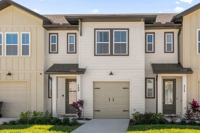 709 Longboat Drive, DAVENPORT