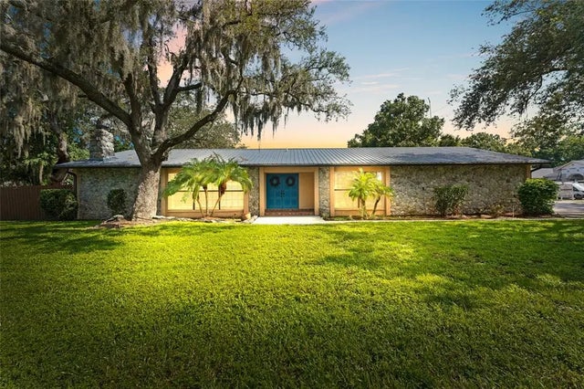 3011 Lake Ellen Drive, TAMPA