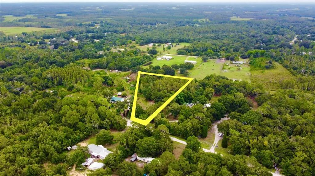 10725 Hunters Tr, LAKELAND
