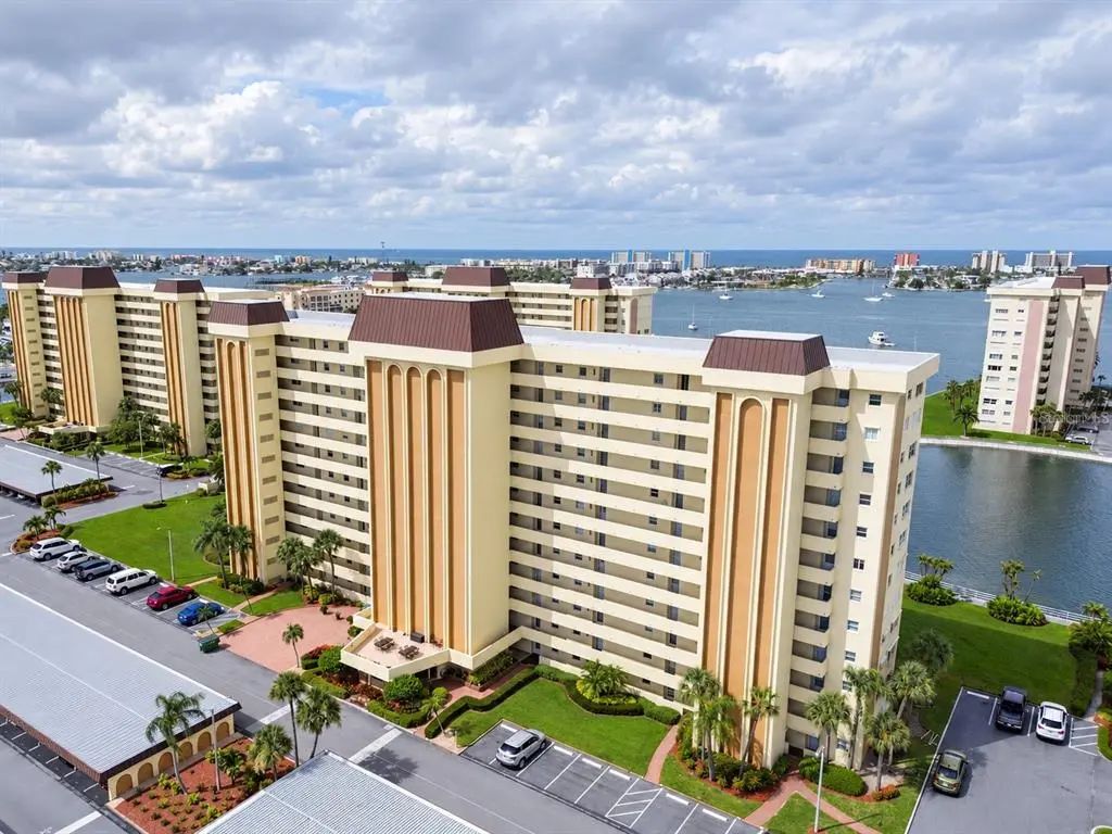 4575 Cove Circle 506, ST. PETERSBURG