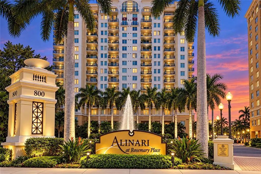800 N Tamiami Trail 608