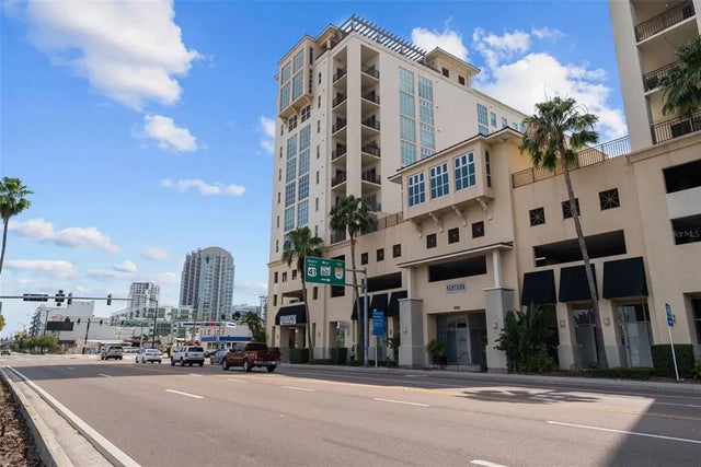 1238 E Kennedy Boulevard 402, TAMPA