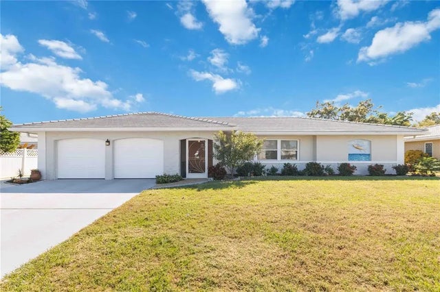 3363 Sheffield Circle, SARASOTA