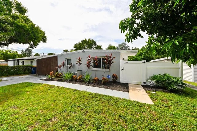 4114 W Olive Street, TAMPA