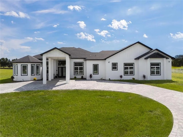 18800 Groves Drive, GROVELAND