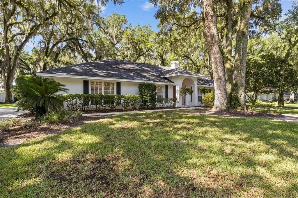 1142 Longwood Oaks Boulevard, LAKELAND