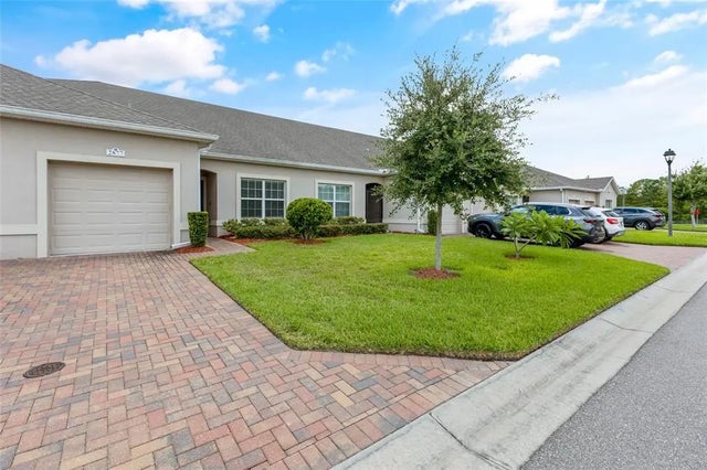 2877 Attwater Loop, WINTER HAVEN