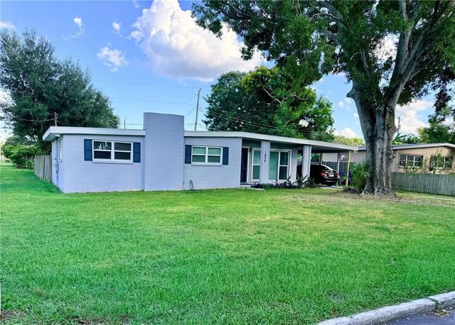 1604 Crystal Court E, LAKELAND