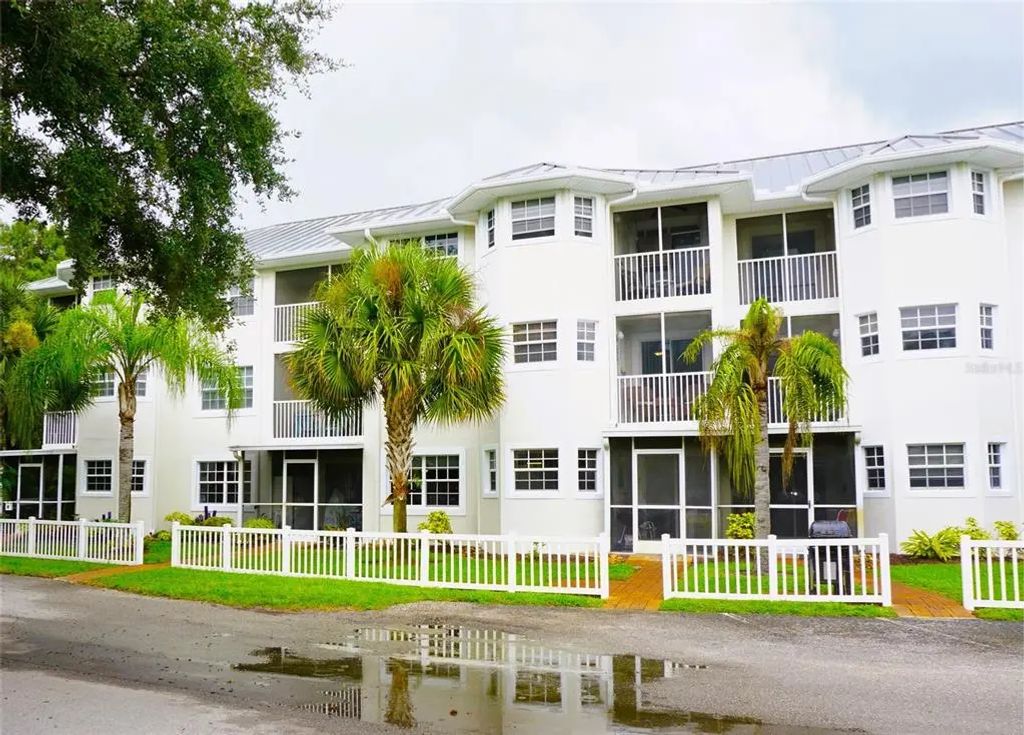 2077 Wetland Point 1301, LUTZ