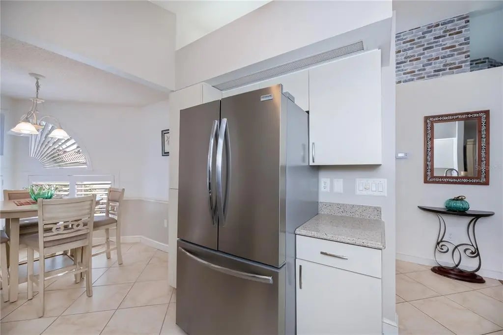 Gulf Shores Realty: 34 7453c43e51ac2f3c5b5327f3f419352a l