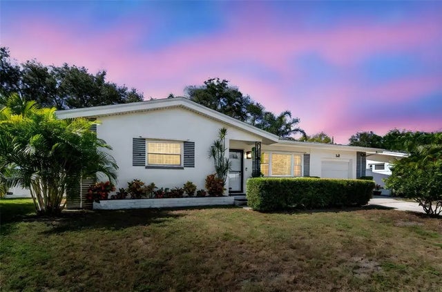 1409 Teresa Drive, LARGO