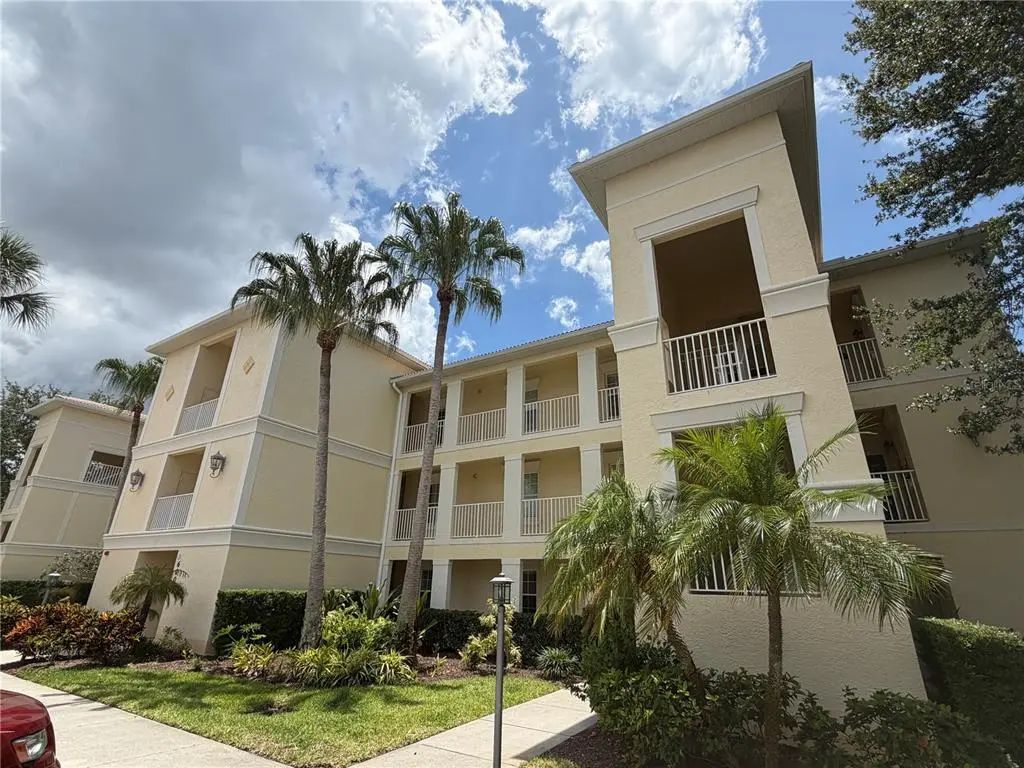 600 Gardens Edge Drive 633, VENICE