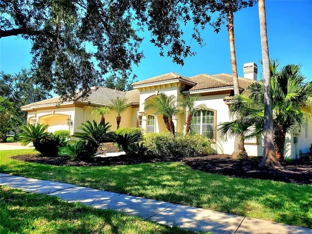10004 Tree Tops Lake Road, TAMPA