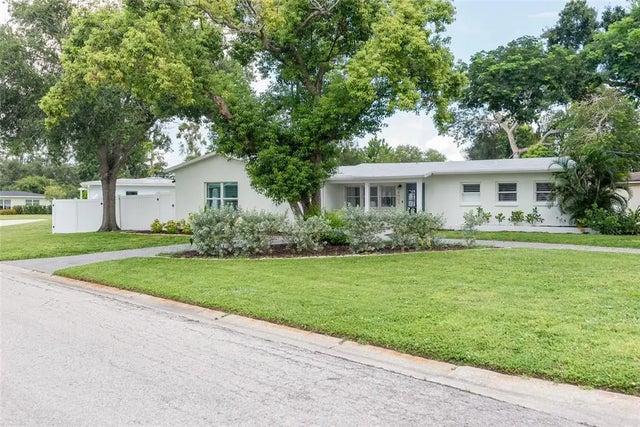 4003 W Coachman Avenue, TAMPA