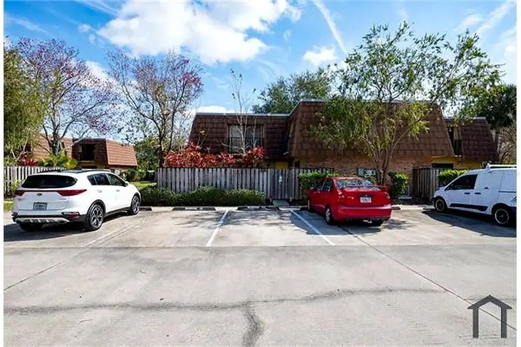 5385 Elm Court 312, ORLANDO