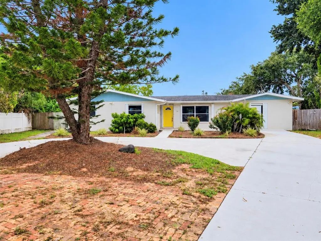 24 Hardee Circle N, ROCKLEDGE
