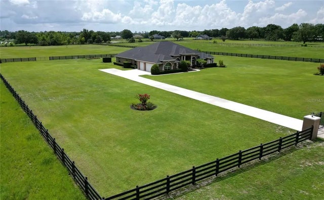 29222 Can Do Lane, TAVARES