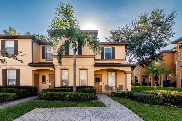 106 Miramar Avenue, DAVENPORT