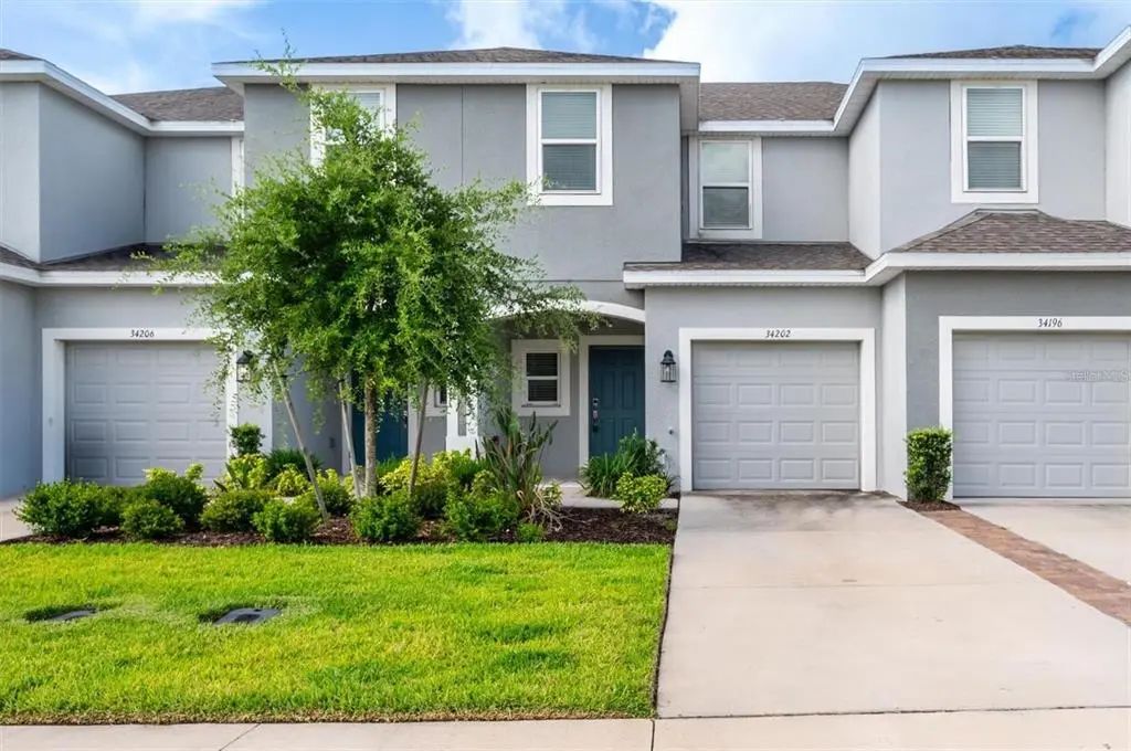 34202 Polacca Lane, WESLEY CHAPEL