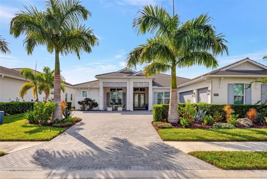 8448 Cane Bay Court, LAKEWOOD RANCH