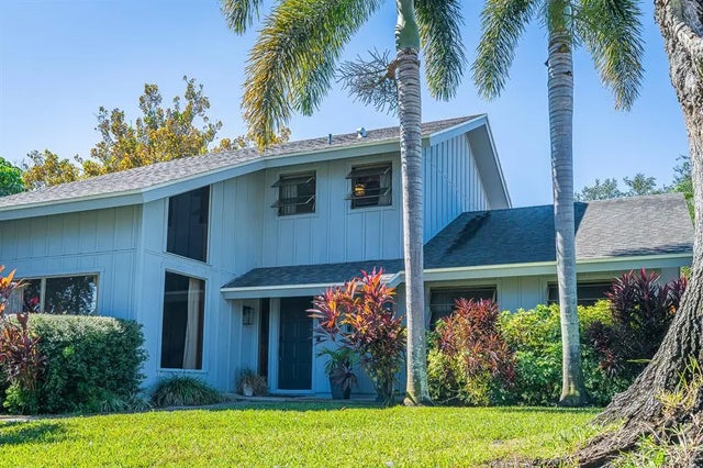 2558 Knotty Pine Way, CLEARWATER