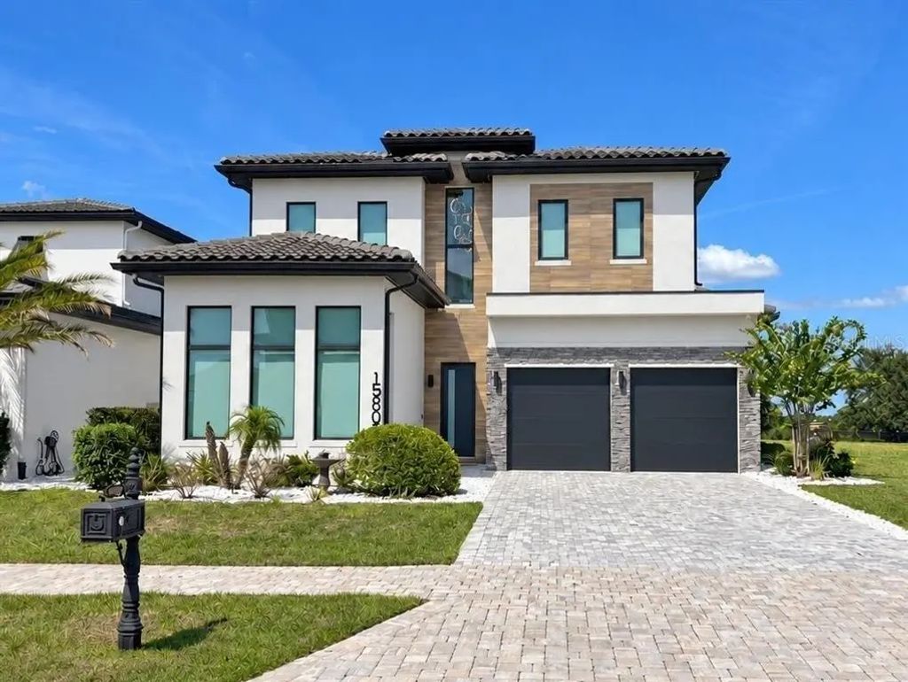 15805 Vetta Drive, MONTVERDE