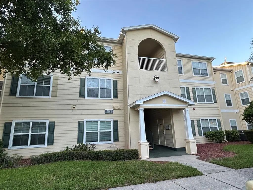 18414 Bridle Club Drive 1, TAMPA