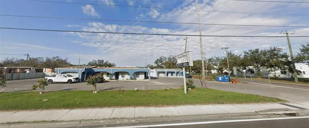 2909 S 50th Street, TAMPA