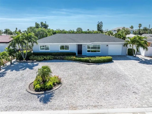 104 24th Street, BELLEAIR BEACH