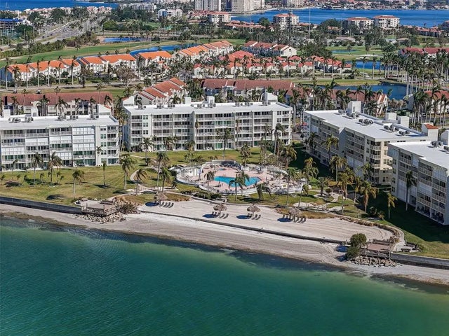 6021 Bahia Del Mar Circle 239, ST PETERSBURG