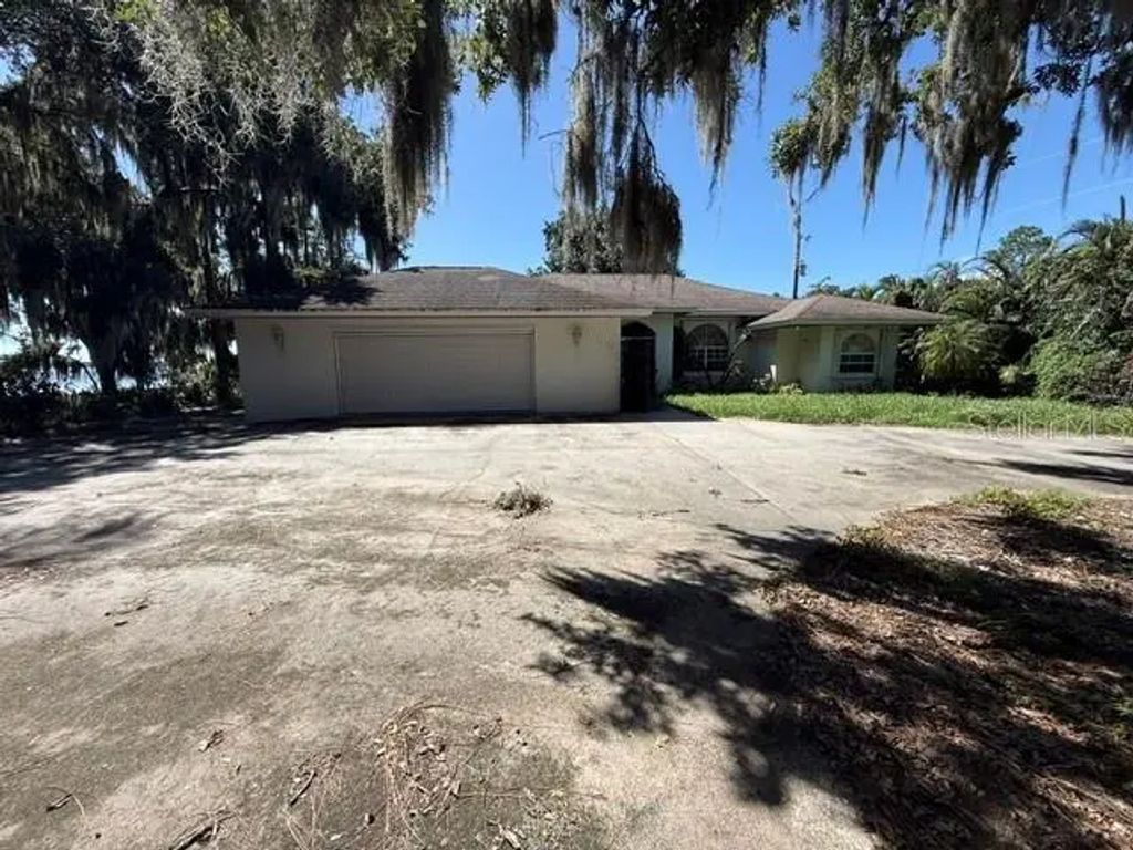 603 Lake Josephine Shores Road, SEBRING