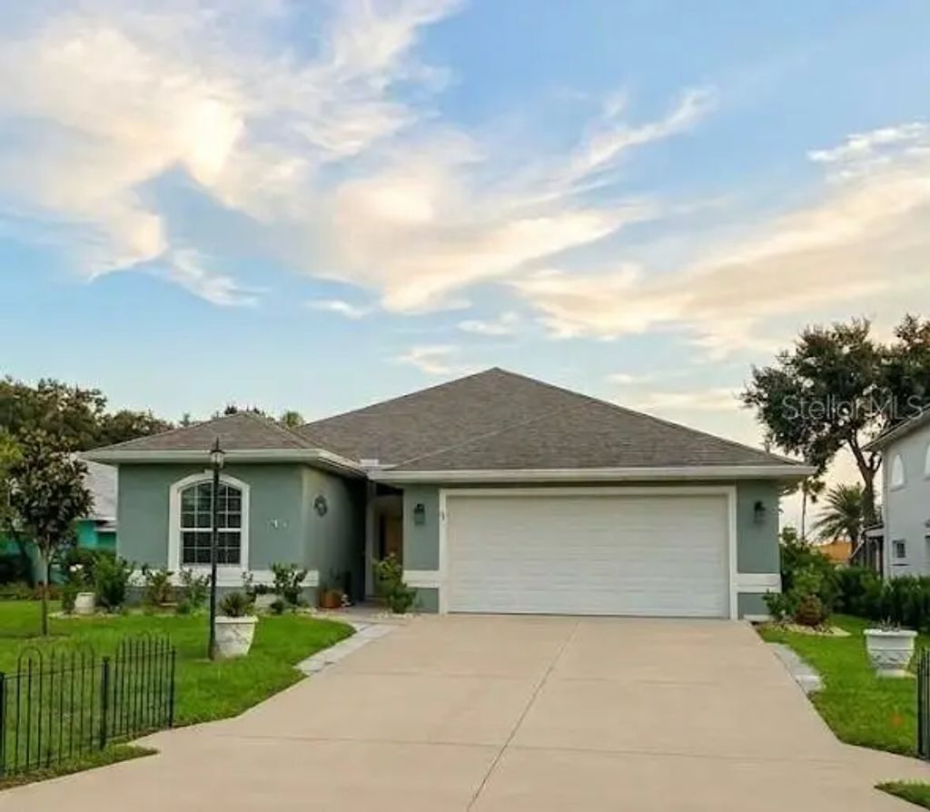 85 S Cimmaron Drive, PALM COAST
