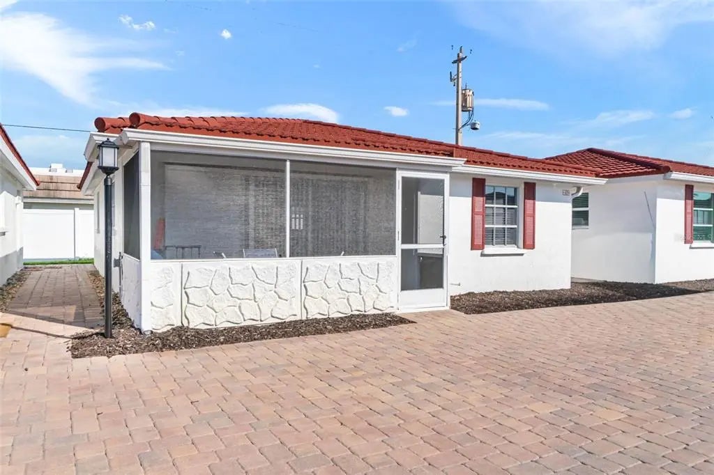 6154 Midnight Pass Road A-05