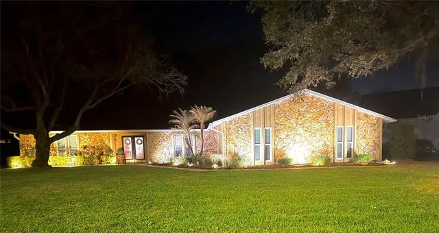 2935 Plantation Road, WINTER HAVEN