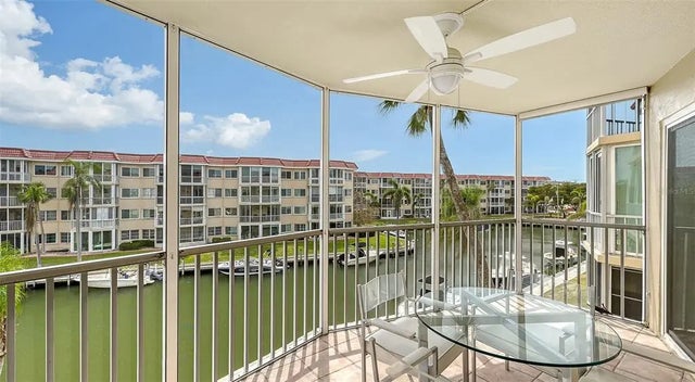 1250 N Portofino Drive 303, SARASOTA