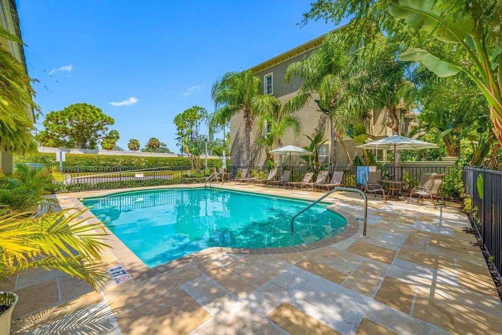 7125 102nd Lane, SEMINOLE