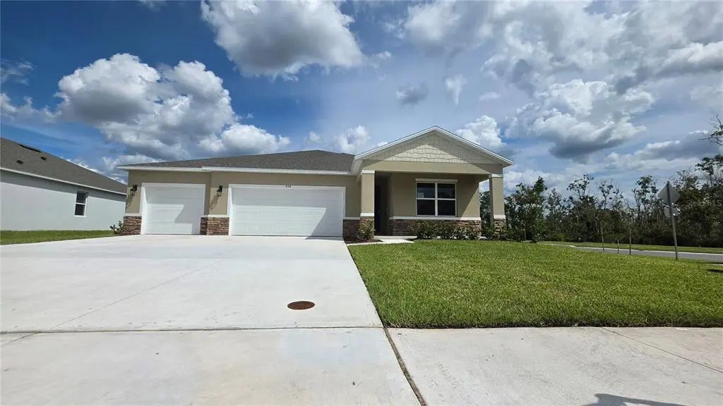 894 Britton Loop, ST CLOUD