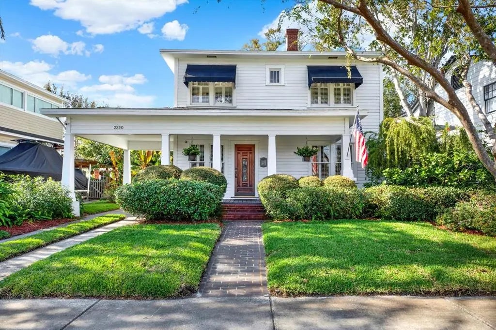 2220 12th Street N, ST PETERSBURG