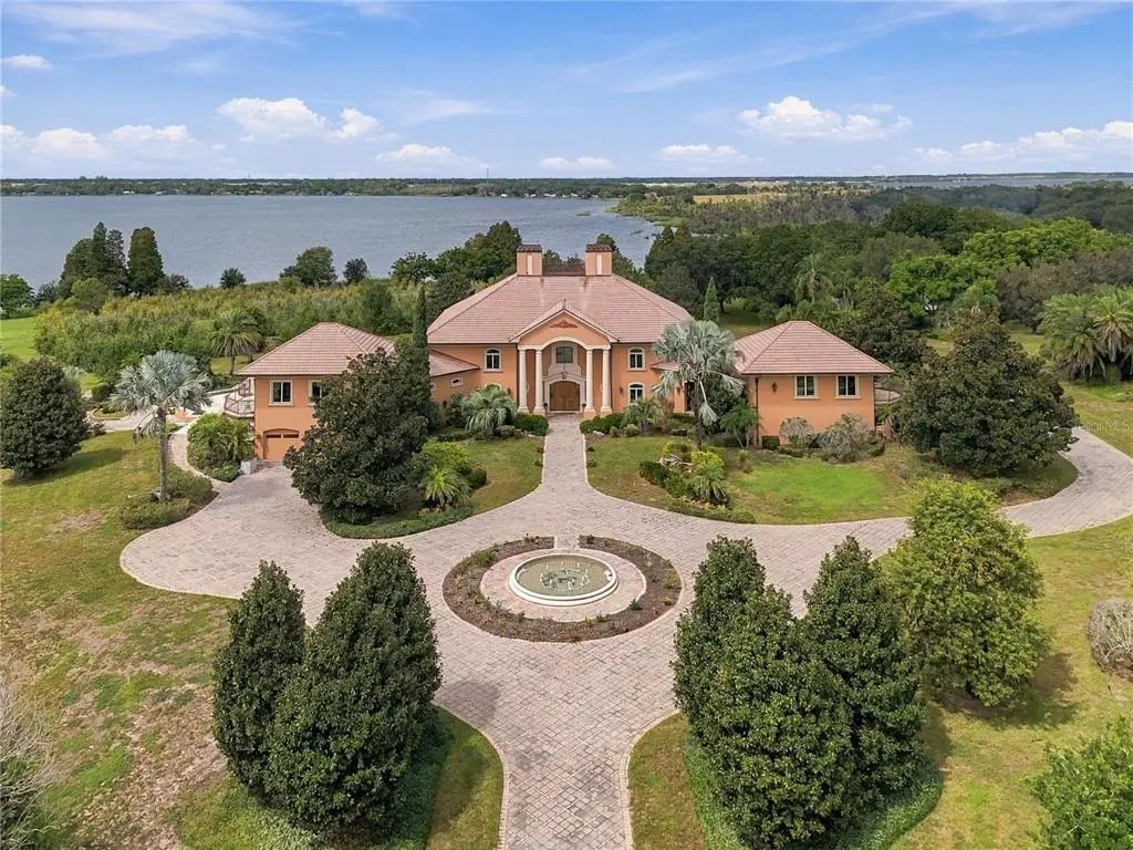 501 Adams Barn Road, AUBURNDALE