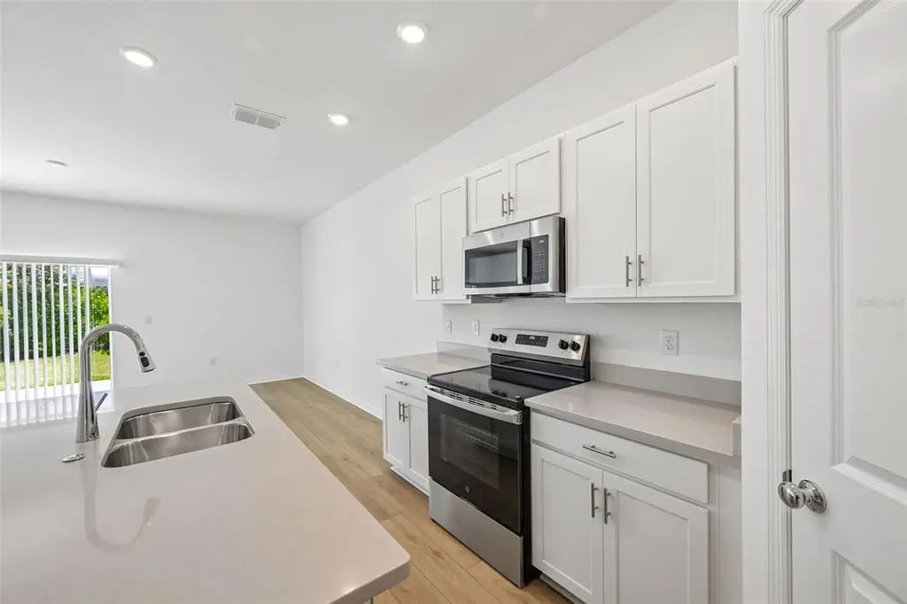 8 of 46 - 7150 Grand Forest Way, NOKOMIS, FL