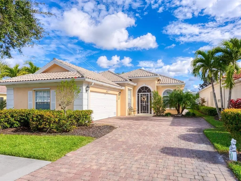 7675 Uliva Way, SARASOTA